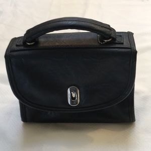 Little hand purse